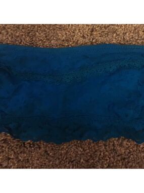 Gilly Hicks Midnight Blue Lace Lined  Bandeau